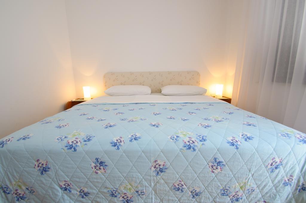 Hella Apartments Трогир Номер фото