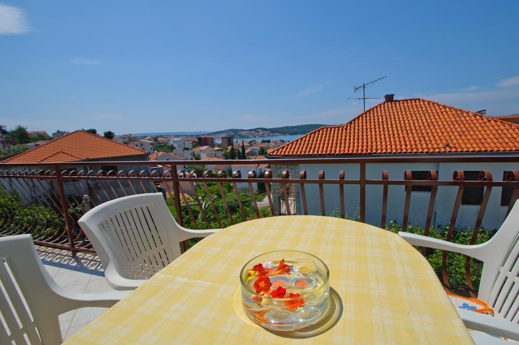 Hella Apartments Трогир Номер фото