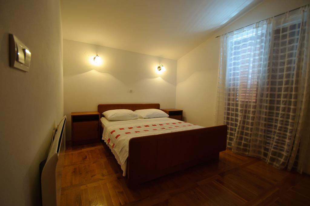 Hella Apartments Трогир Номер фото
