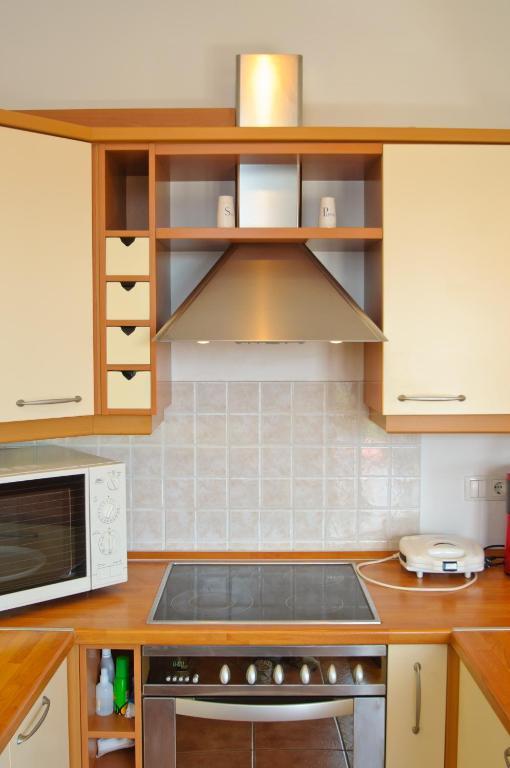 Hella Apartments Трогир Экстерьер фото