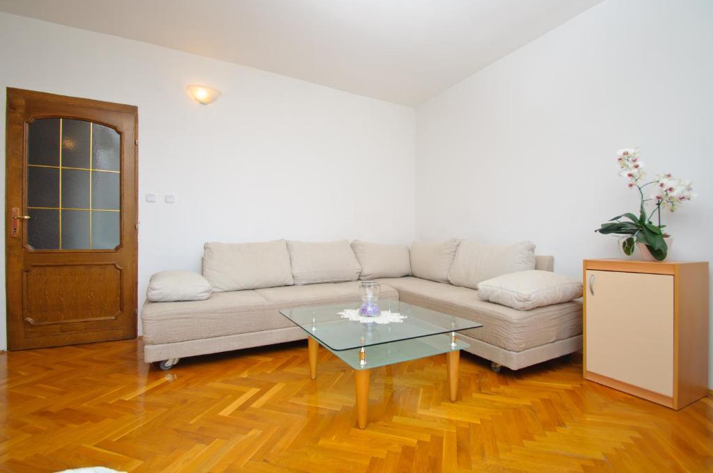 Hella Apartments Трогир Экстерьер фото