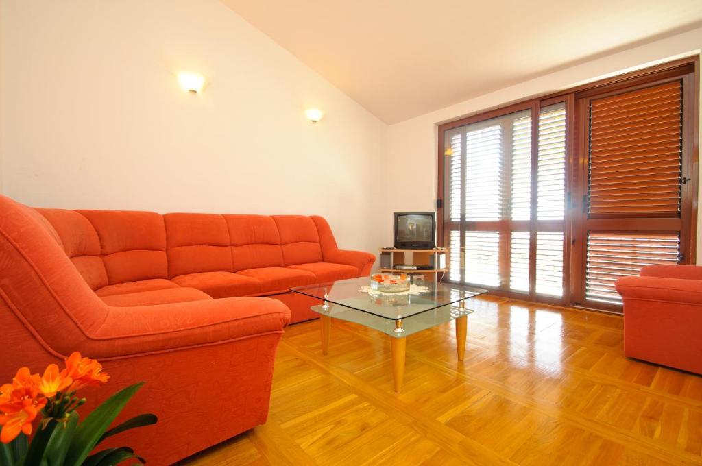 Hella Apartments Трогир Экстерьер фото